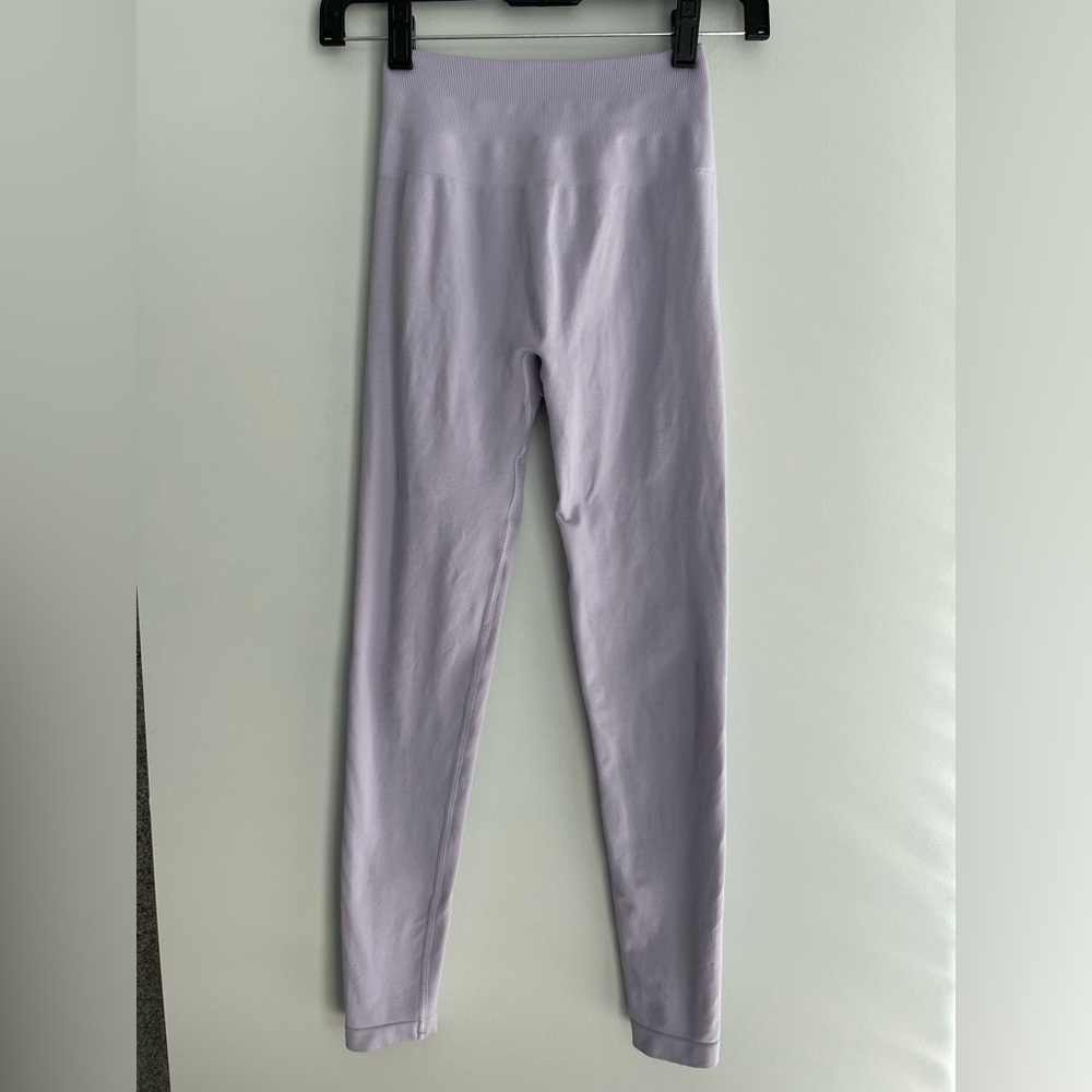 Alphalete Women’s Lilac Leggings